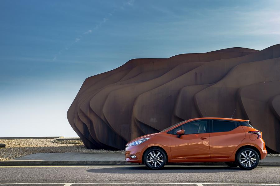  Nissan Micra 2017 года  (UK) (фото 12 из 40)